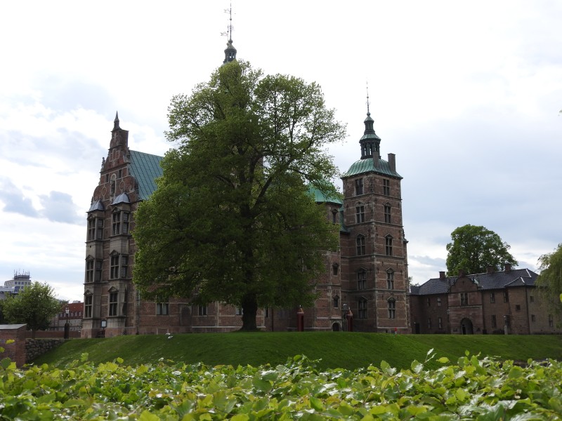 13 Rosenborg Slot